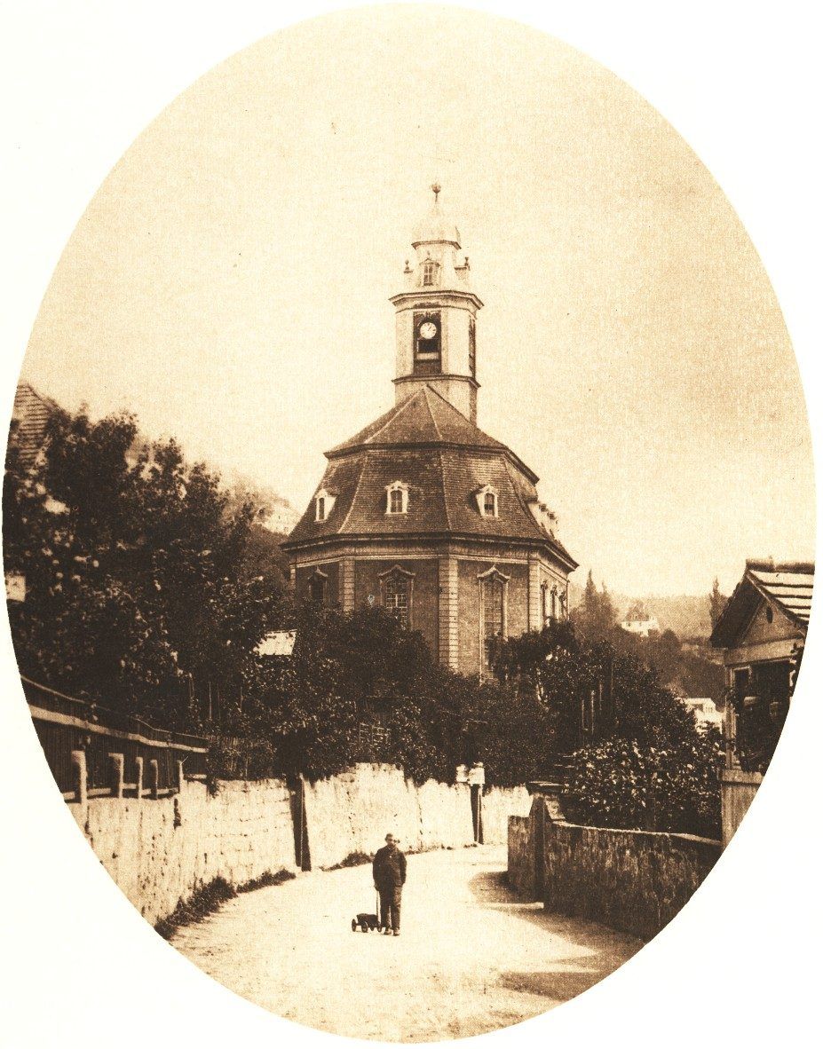 Fotografie der Loschwitzer Kirche aus dem Jahr 1875, aufgenommen von August Kotzsch