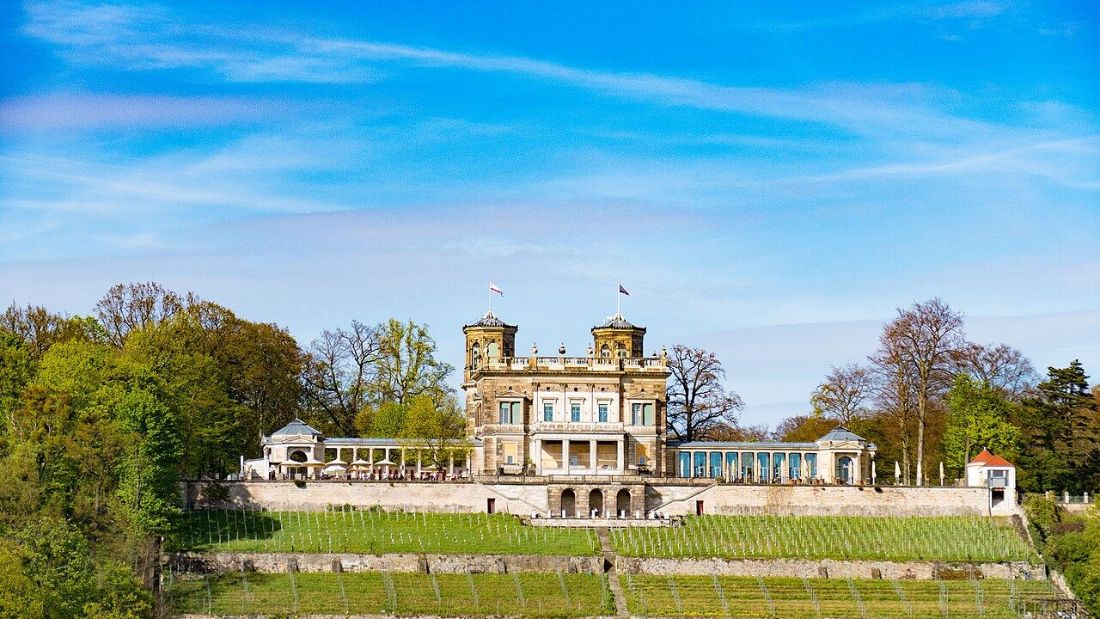 Lingnerschloss, die Villa Stockhausen, über der Elbe in Dresden